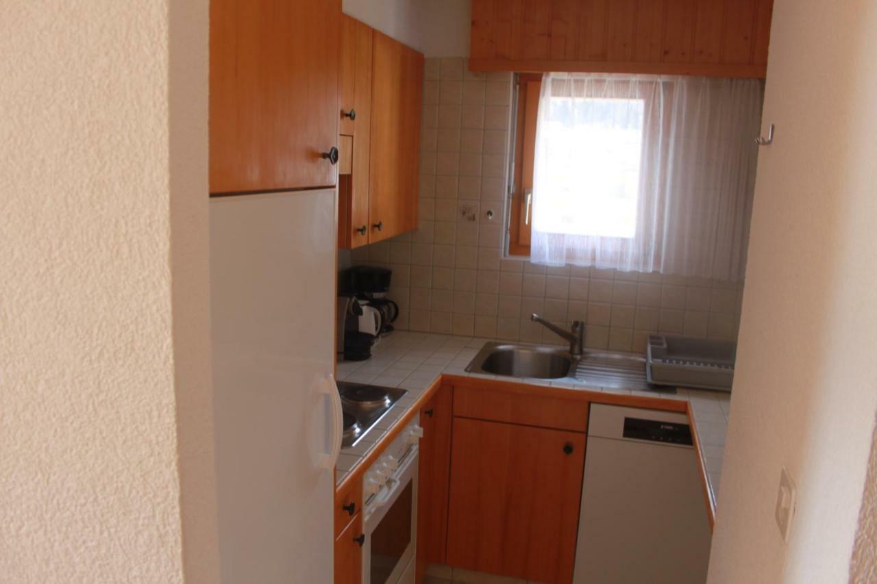 Appartement Dans Le Centre Thermal Les Sources Ovronnaz Exterior photo