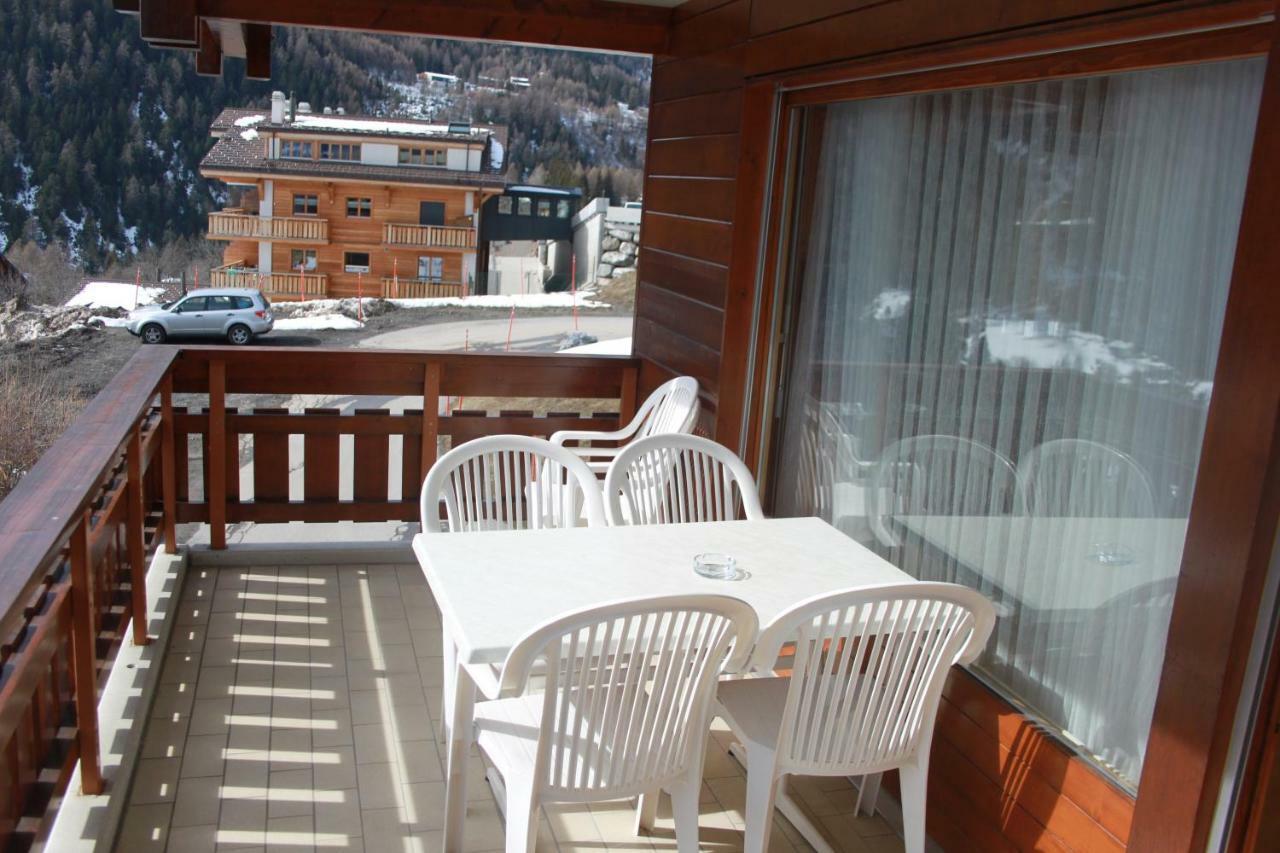 Appartement Dans Le Centre Thermal Les Sources Ovronnaz Exterior photo